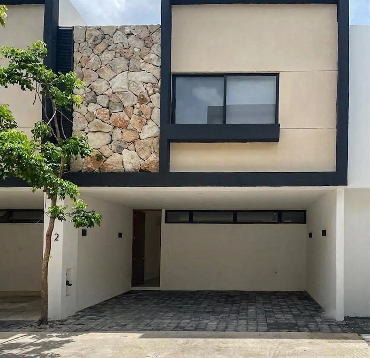 Casa en renta en Montebello, Mérida — foto 1 de 16