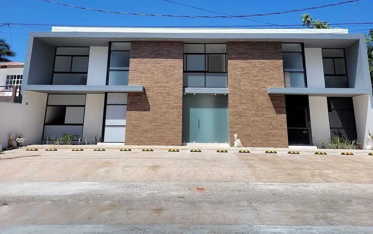 Oficina en renta en San Antonio Cinta, Mérida — foto 1 de 14