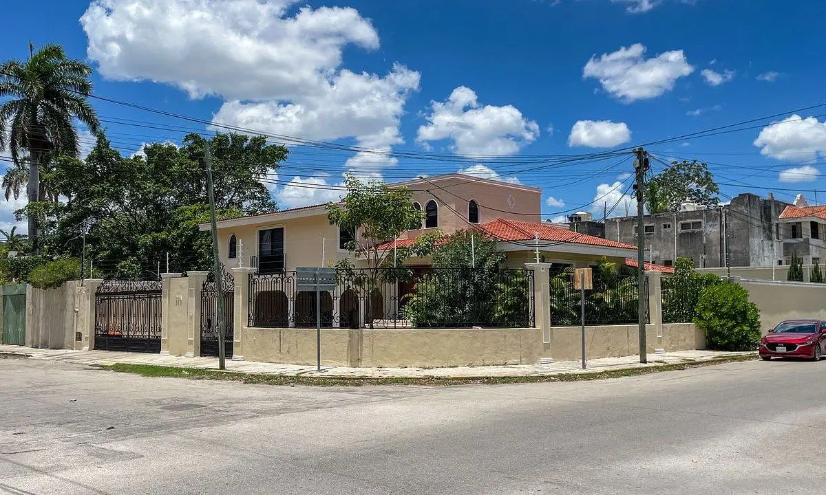 Casa en venta en Mexico, Mérida — foto 1 de 46