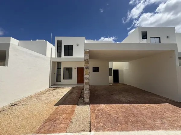 Casa Nazaret Plus en Venta en Privada Nadira, Conkal