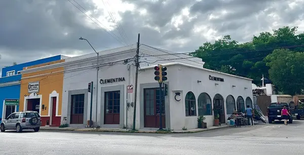 Local Comercial en Renta en Esquina de Itzimná