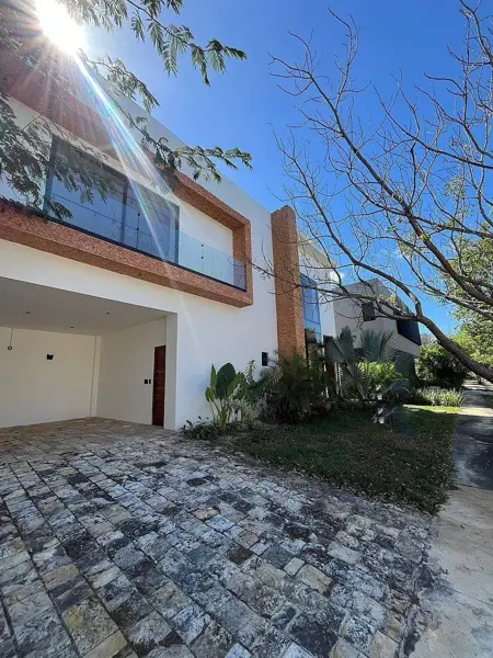 Casa en venta en Yucatán Country Club, Mérida — foto 2 de 18