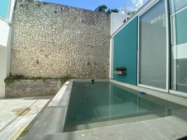 Casa(43) Amueblada en Renta en el Centro de Mérida — foto 1 de 19
