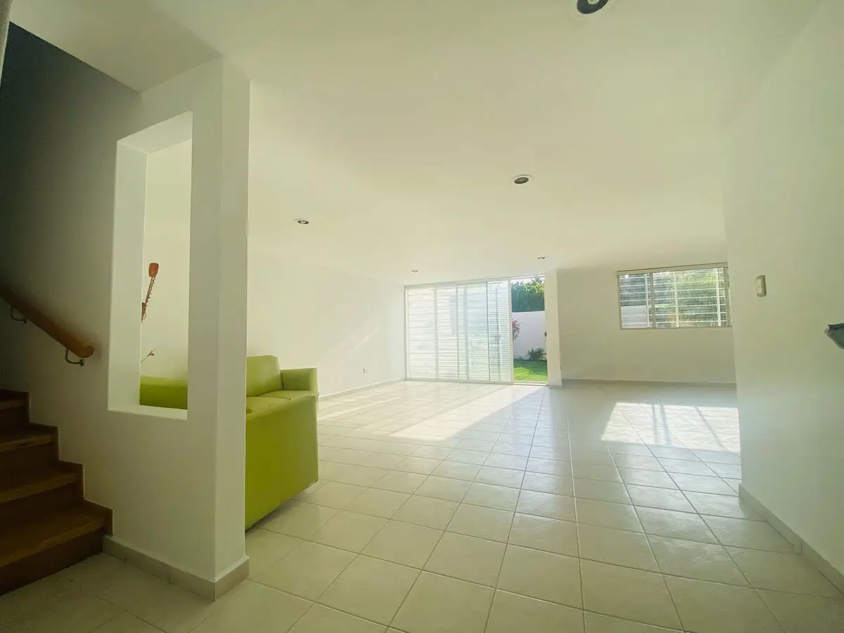 Casa en renta en Santiago Momoxpan, San Pedro Cholula — foto 1 de 22