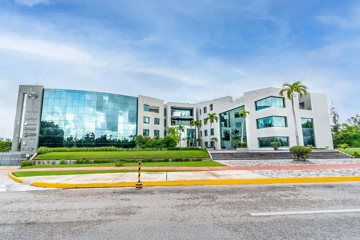 Oficina en renta en Cancún Centro, Benito Juárez — foto 1 de 7