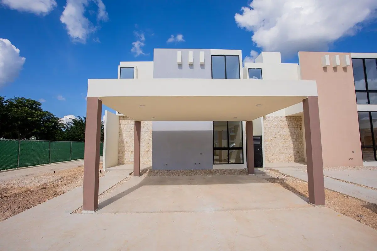 Casa en venta en Conkal, Conkal — foto 1 de 24