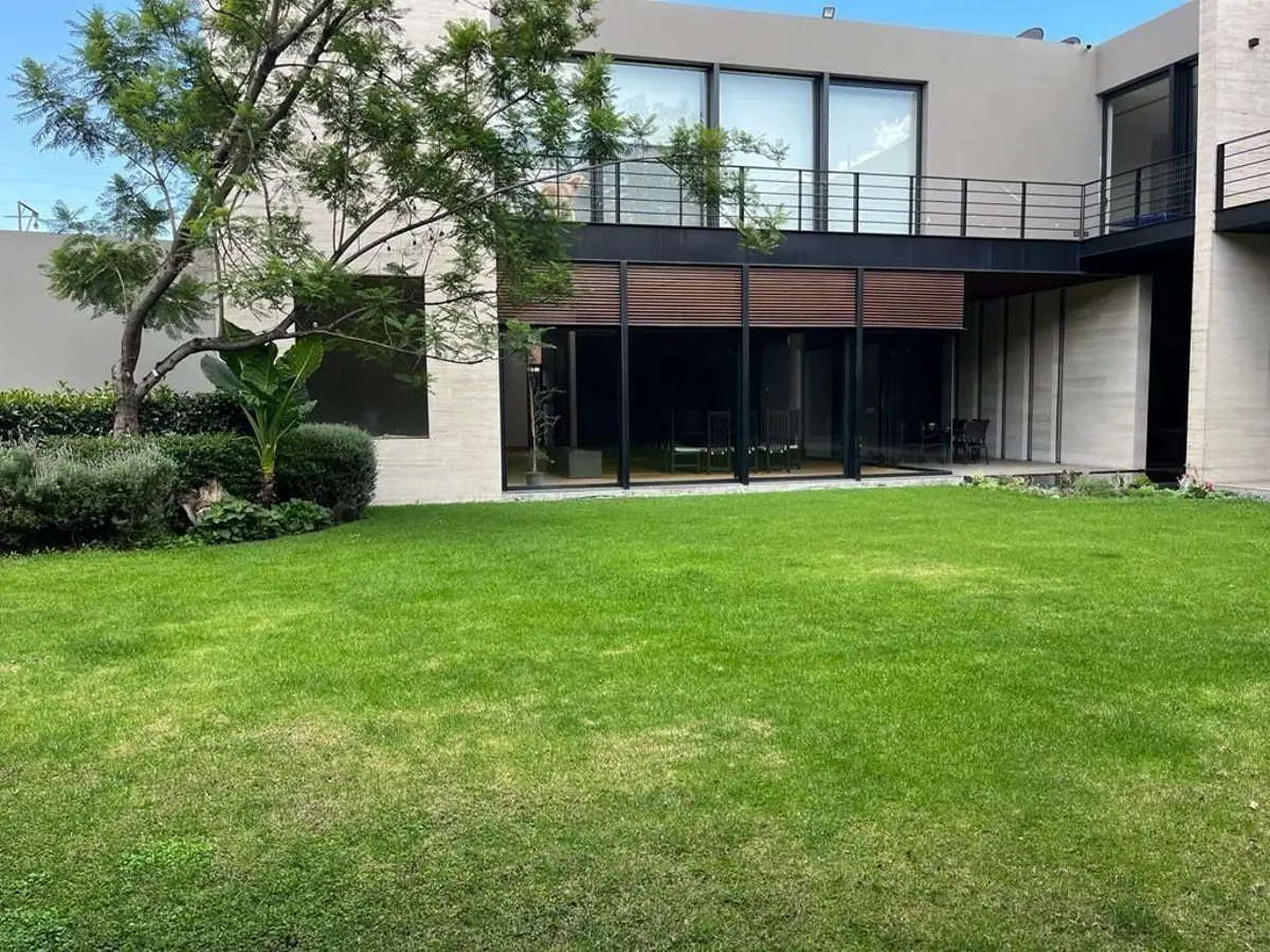 Casa en venta en Jardines del Pedregal, Álvaro Obregón — foto 1 de 26