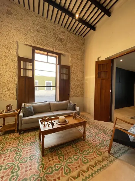 Casona Amueblada en Venta en el Corazón de Mérida con Loft Independiente