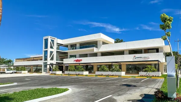 Local comercial(43) en PLANTA BAJA en Renta Victory Montejo, Campestre Local comercial(43) en PLANTA BAJA en Renta Victory Montejo, Campestre