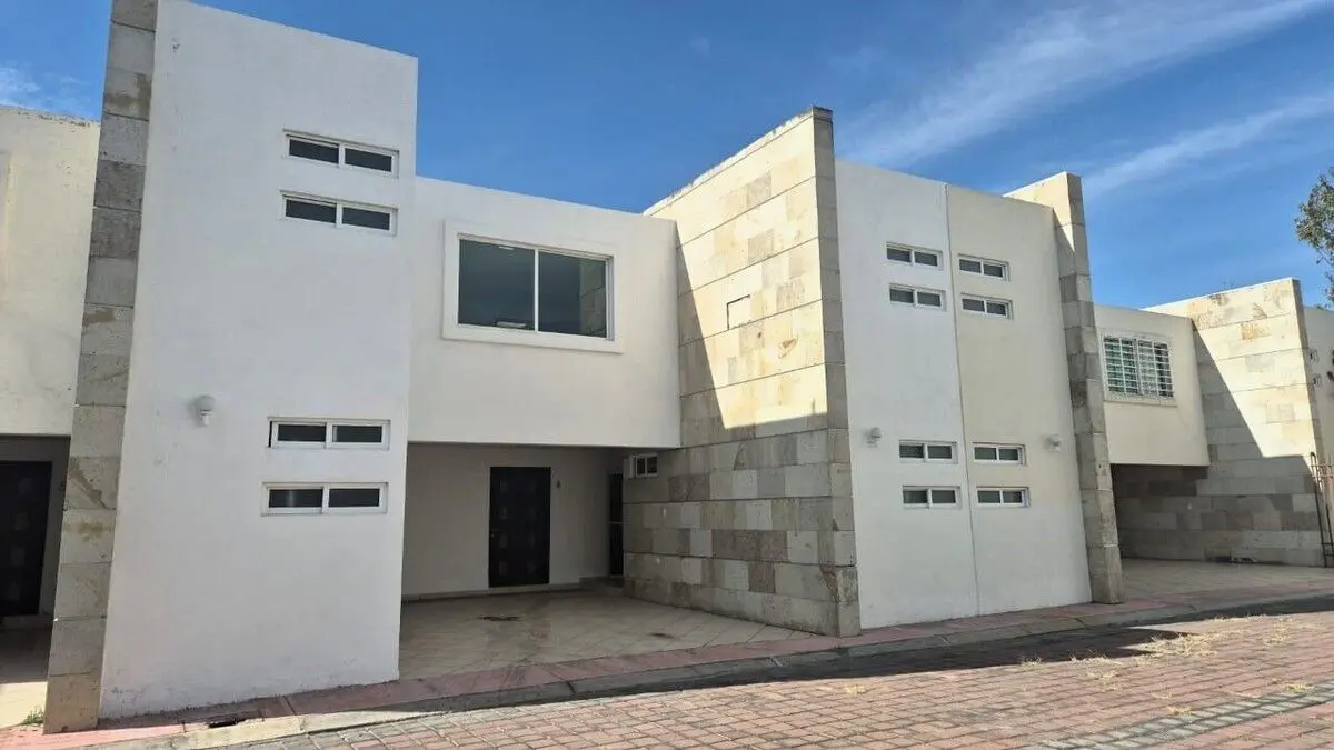 Casa en renta en Villa de Zavaleta, Puebla — foto 1 de 10
