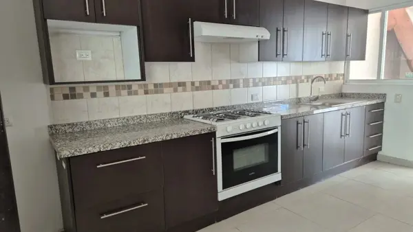 Casa en renta en Villa de Zavaleta, Puebla — foto 3 de 10