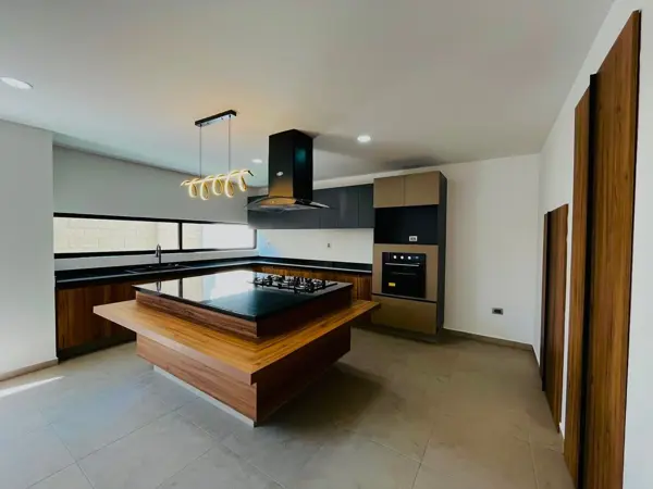 Casa en venta en Lomas de Angelópolis III, San Andrés Cholula — foto 2 de 11