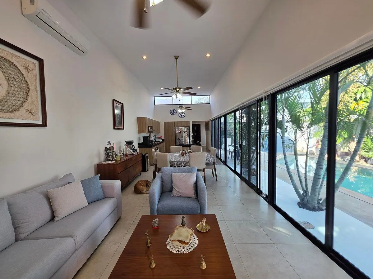 Casa en venta en Conkal, Conkal — foto 1 de 37