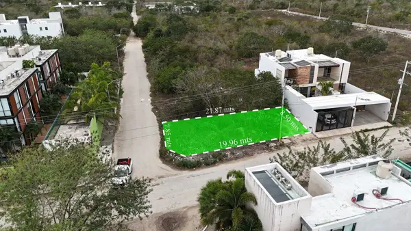 Terreno en Venta en Esquina en Temozón Norte