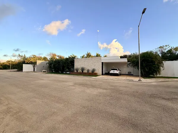 Casa en venta en Komchen, Mérida — foto 2 de 38