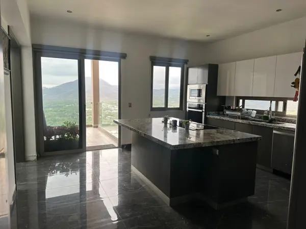 Casa en venta en Loma Bonita, Monterrey — foto 3 de 9
