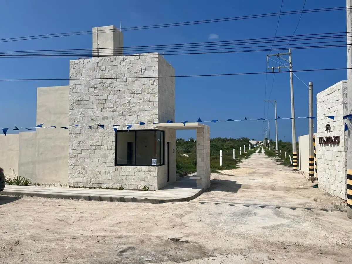 Terreno en venta en Chicxulub Puerto, Progreso — foto 1 de 14