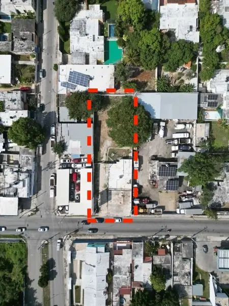 Terreno Comercial con Construcción en Venta Sobre Avenida en San Nicolás Norte
