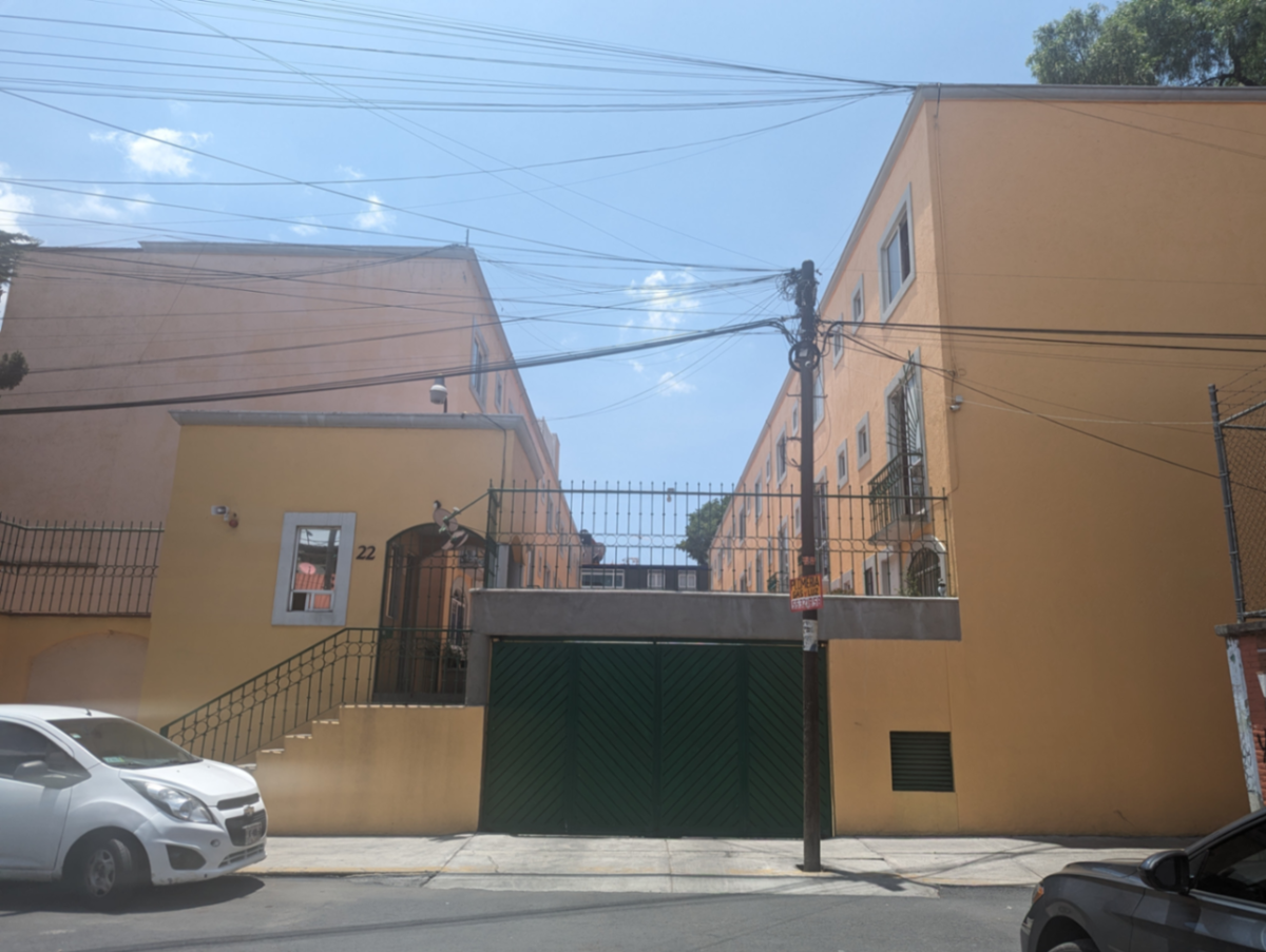 Casa en venta en INPI Picos, Iztacalco — foto 1 de 30
