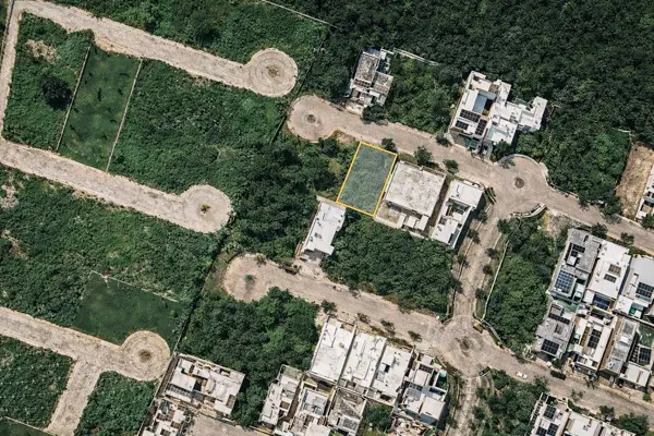 Terreno en Venta en Privada Izar en Soluna en Temozón Norte