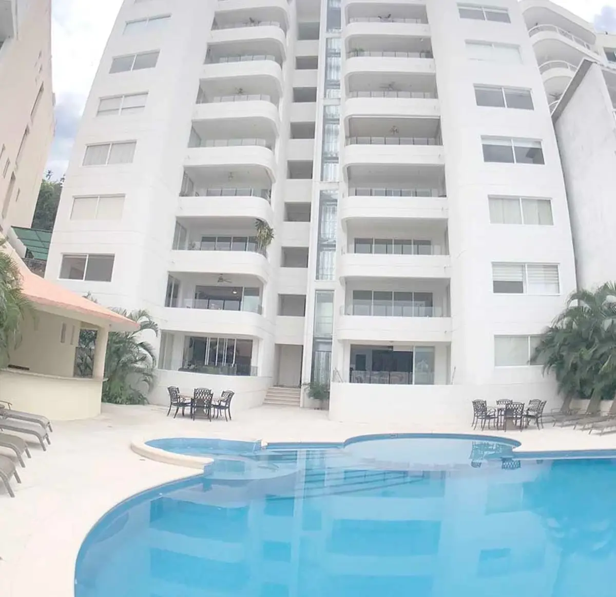 Departamento en venta en Playa Guitarrón, Acapulco de Juárez — foto 1 de 7
