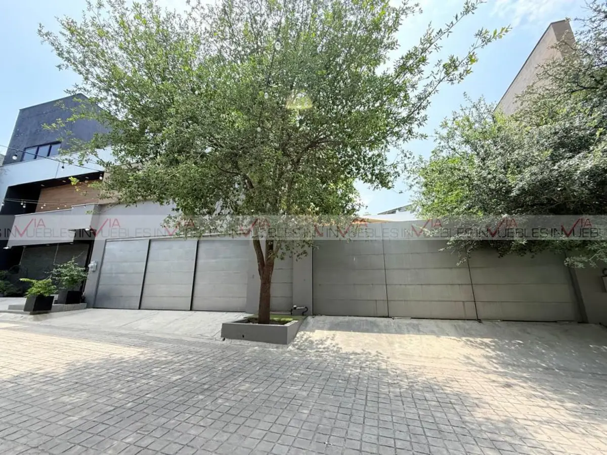 Casa en venta en Porto Cumbres, García — foto 1 de 25