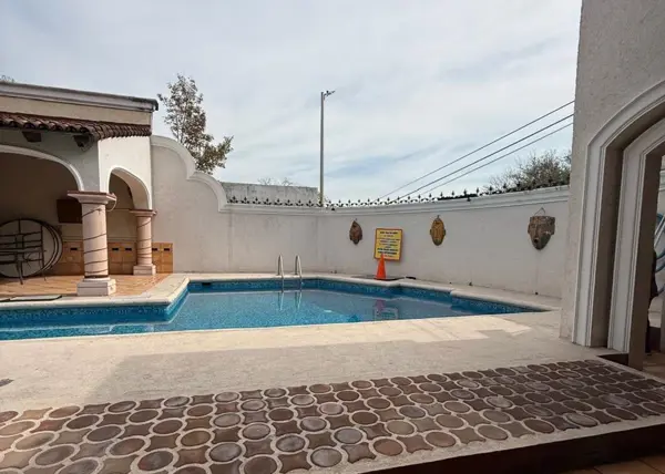 Casa en venta en Las Cumbres 4 Sector, Monterrey — foto 2 de 37