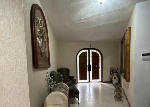 Casa en venta en Las Cumbres 4 Sector, Monterrey — foto 3 de 37