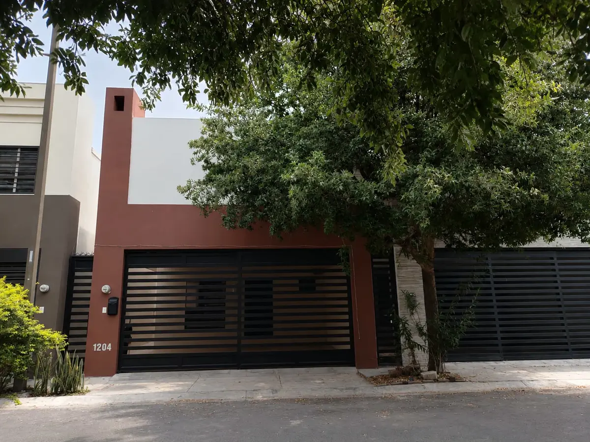 Casa en venta en Cumbres San Agustin, Monterrey — foto 1 de 28