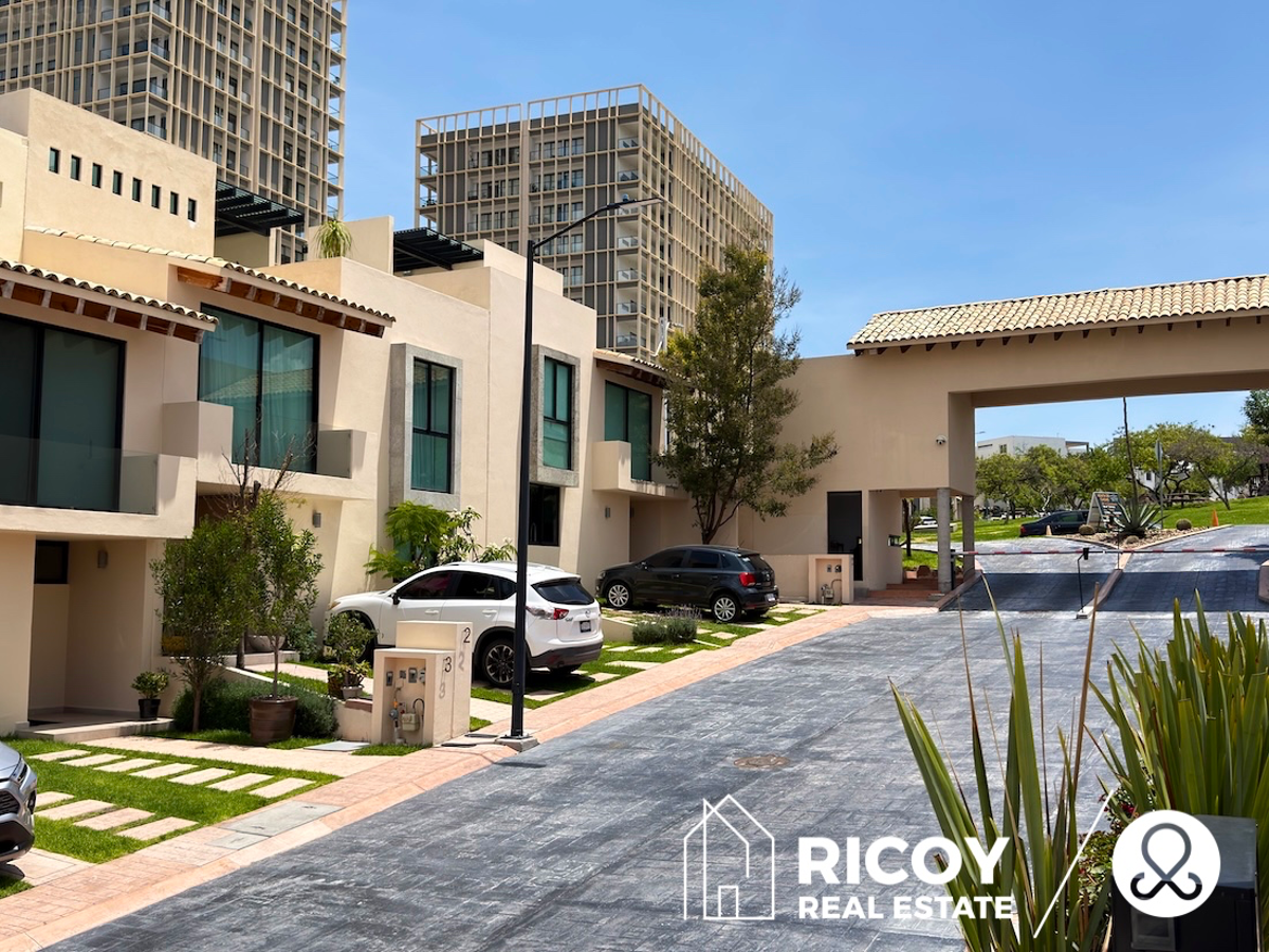 Casa en venta en Zibatá, El Marqués — foto 1 de 37