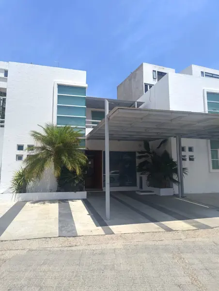 Venta de Casa amueblada en Querétaro en Cumbres del mirador