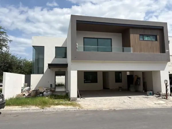 Casa en Venta la Joya Residencial Zona Carretera Nacional Monterrey