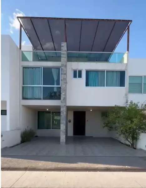 Casa en venta en Lucepolis, El Marqués — foto 3 de 18