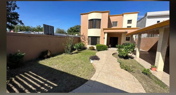 Casa en venta en El Pueblo, Monclova — foto 3 de 32