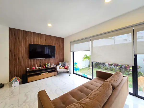 Casa en venta en Lomas de la Rioja, Alvarado — foto 3 de 13