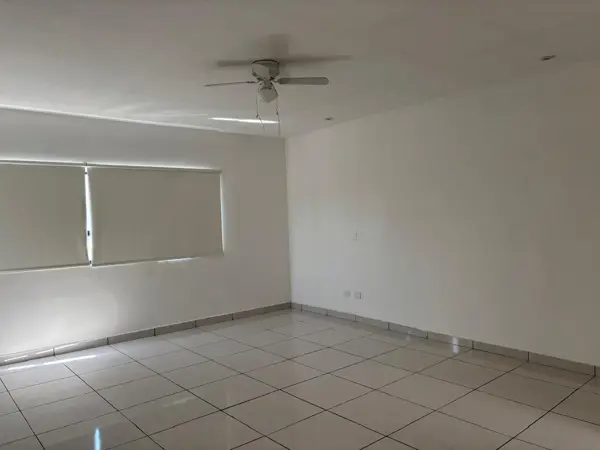 Casa en renta en Rincón de los Encinos, Saltillo — foto 2 de 7