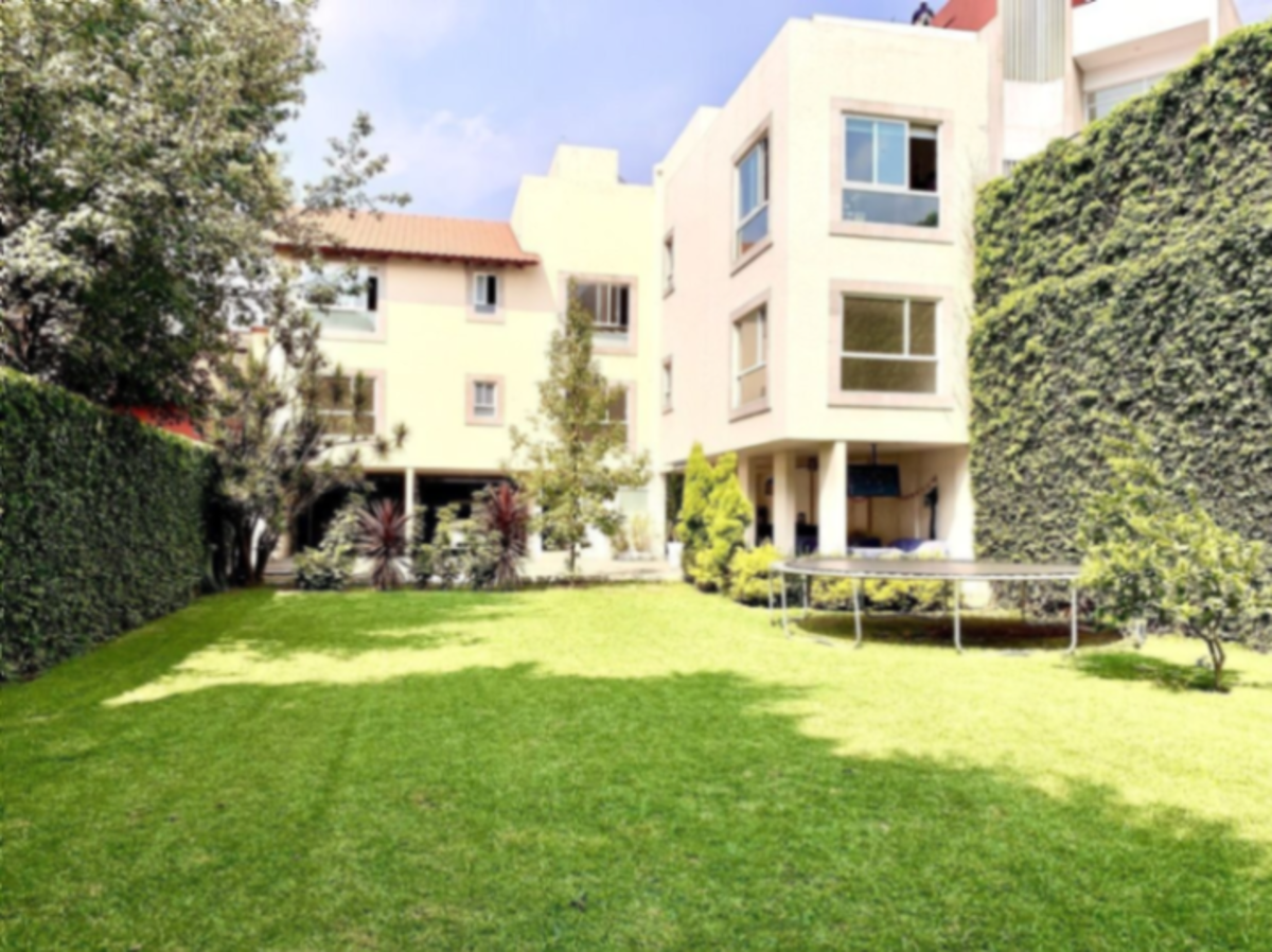 Casa en venta en Toriello Guerra, Tlalpan — foto 1 de 29