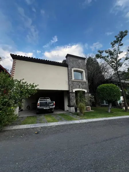 Casa en venta en Zerezotla San Pedro Cholula estilo toscano