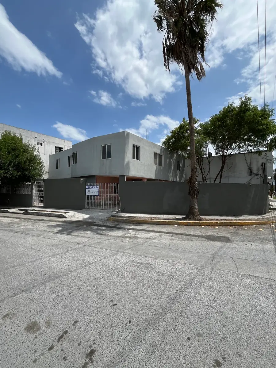 Casa en venta en Residencial Periférico, San Nicolás de los Garza — foto 1 de 9