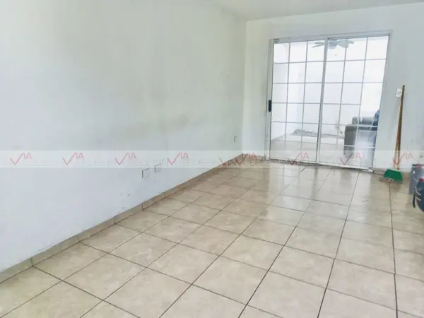 Casa en venta en Mitras Poniente, García — foto 2 de 12