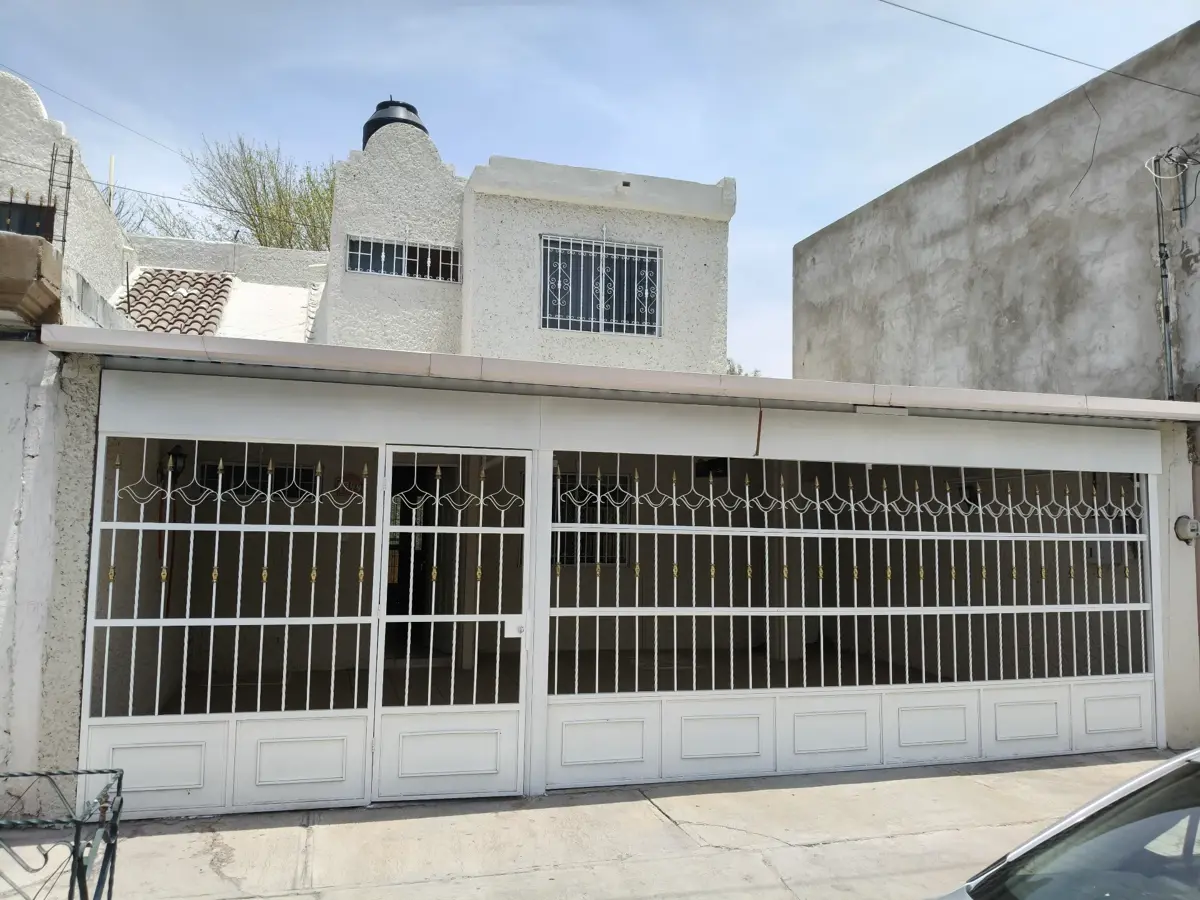 ??? ¡TU PRÓXIMO HOGAR TE ESPERA! | Hermosa Casa Recién Remodelada y Lista para Habitar ? ??? ¡TU PRÓXIMO HOGAR TE ESPERA! | Hermosa Casa Recién Remodelada y Lista para Habitar ?