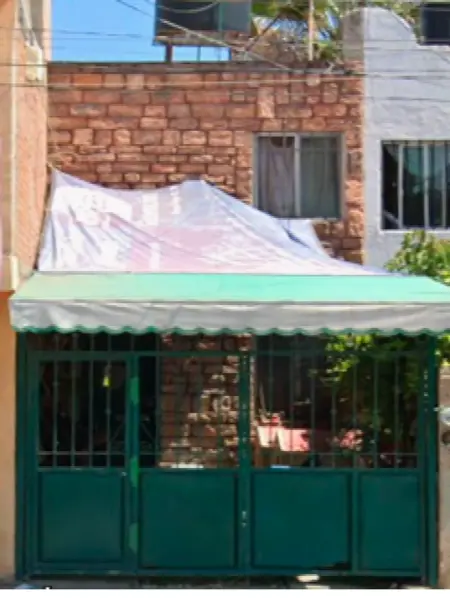 Casa en venta en Jardines del Bosque, León — foto 2 de 27
