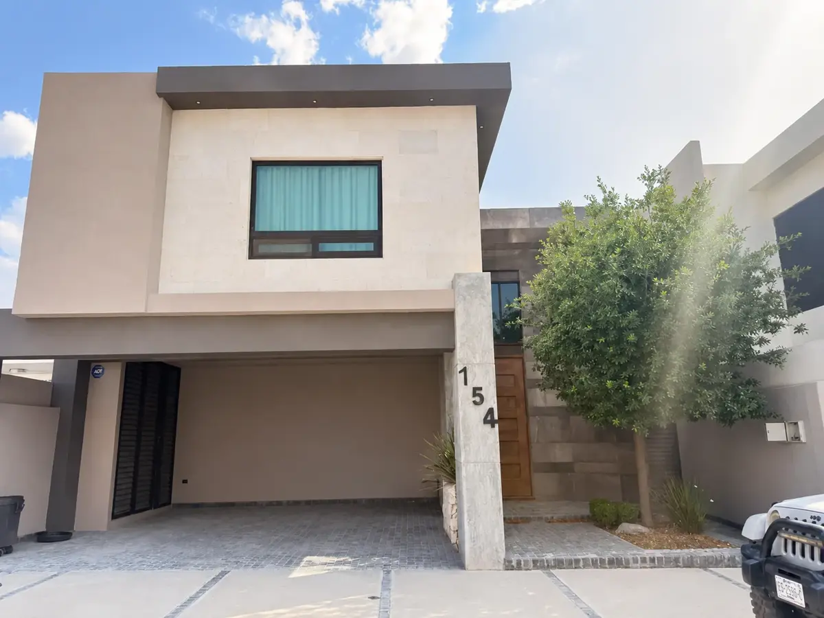 CASA EN VENTA RESIDENCIAL LA ESCONDIDA AL NORTE DE SALTILLO, COAH. CASA EN VENTA RESIDENCIAL LA ESCONDIDA AL NORTE DE SALTILLO, COAH.