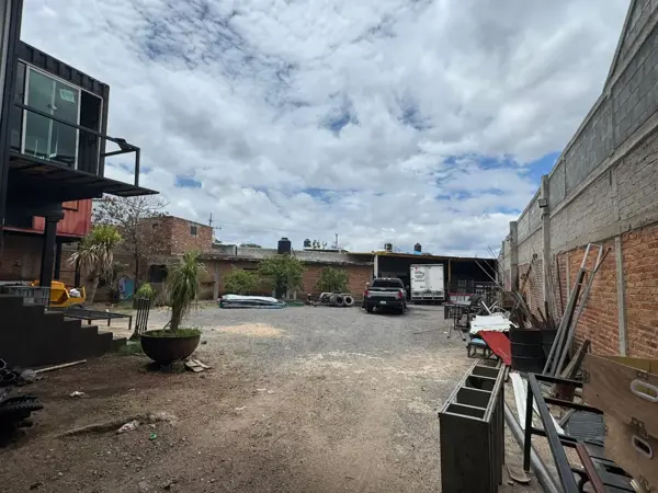 Bodega en venta en 10 de Mayo, León — foto 2 de 5