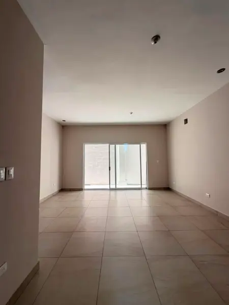 Casa en venta en Las Praderas, Saltillo — foto 2 de 18