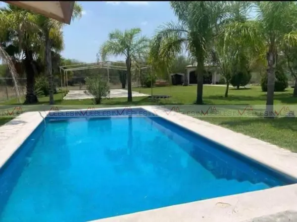 Casa en venta en Hacienda las Trancas, Cadereyta Jiménez — foto 3 de 12