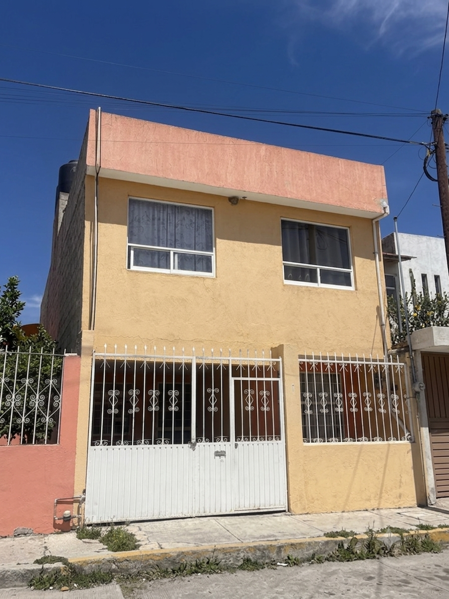 Casa en venta en Piracantos, Pachuca de Soto — foto 1 de 21