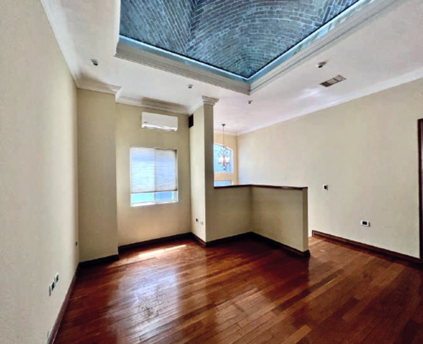 Casa en renta en Maria Luisa, Monterrey — foto 3 de 6