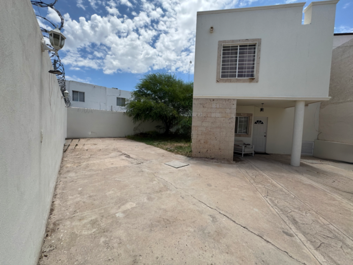 Vista 2 de CASA EN VENTA AMPLIACIÓN SENDEROS