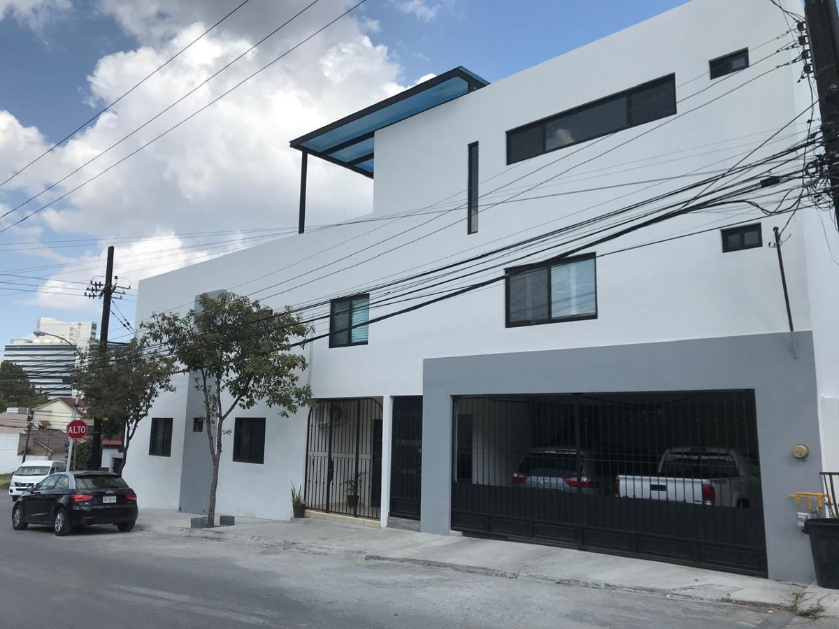 Edificio en venta en Colinas de San Jeronimo, Monterrey — foto 1 de 17